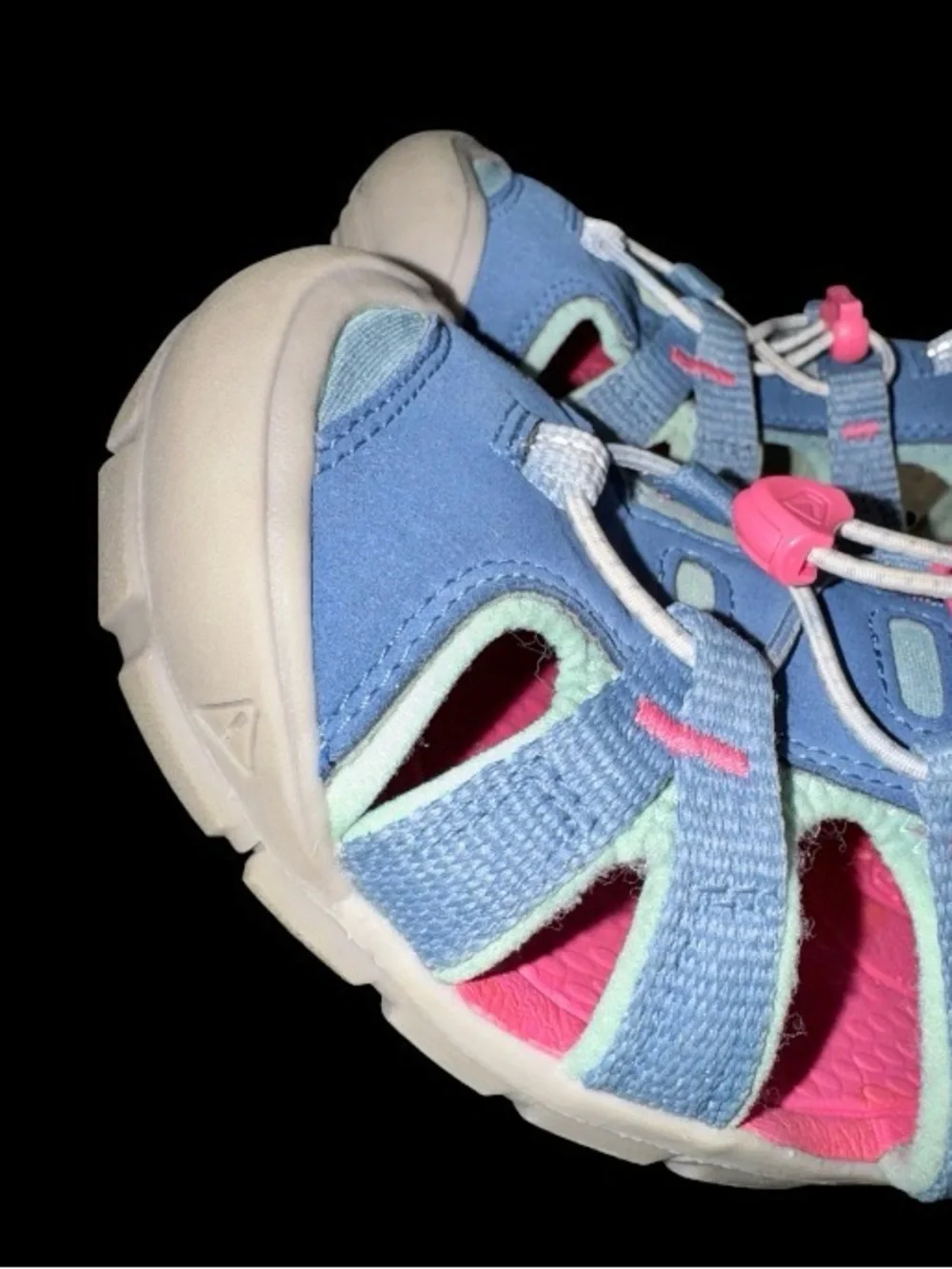 Keen SEACAMP II BIG girl’s waterproof sandals shoes size 4